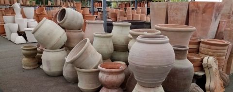 Vente de poteries à Carpentras dans le Vaucluse