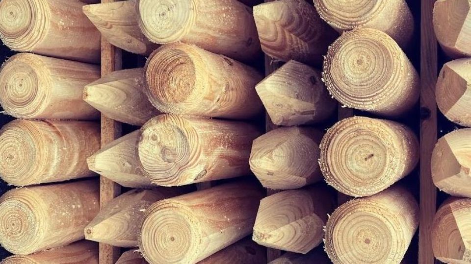 Piquets / Rondins / Demi-rondins / Poteaux carrés 